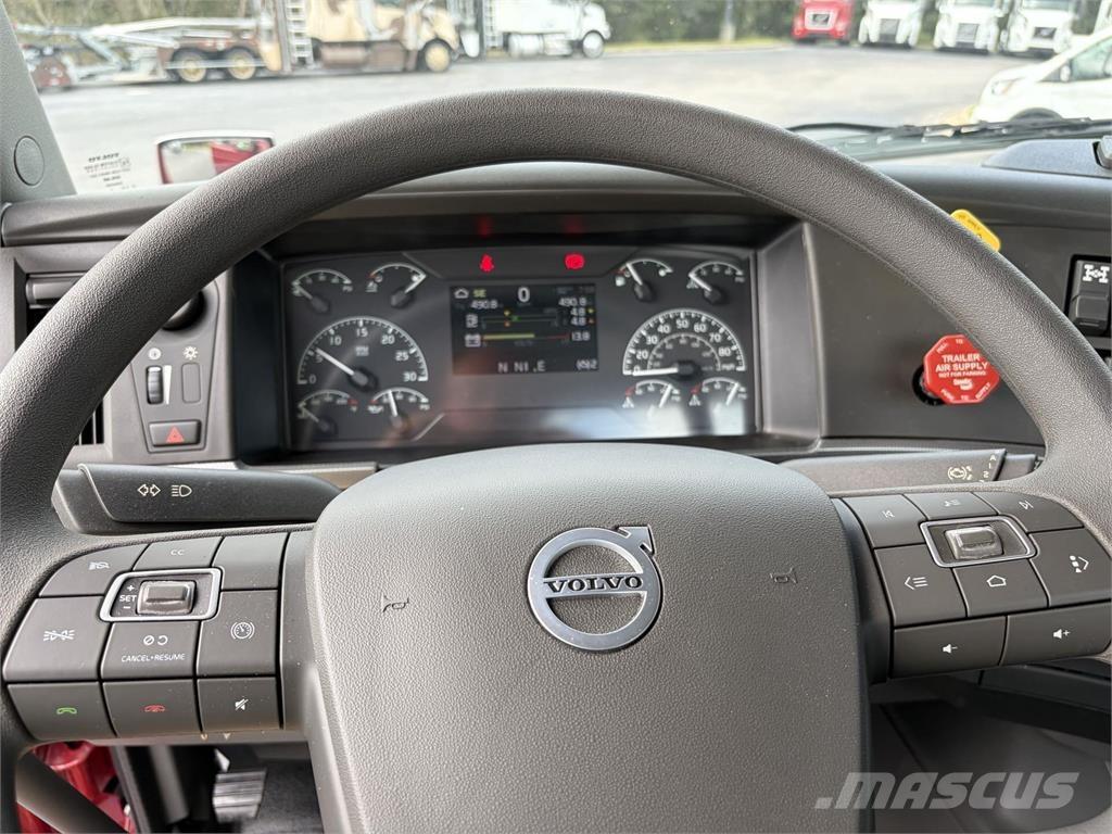 Volvo VNR64T300 Tractores (camiões)