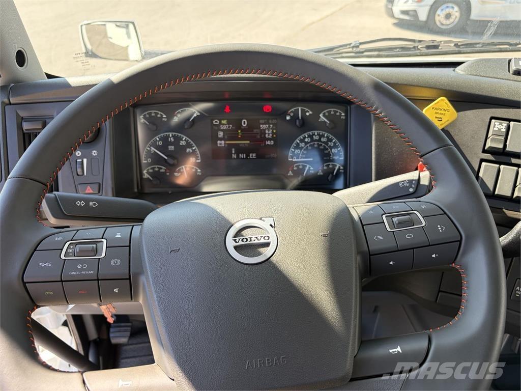 Volvo VNR64T300 Tractores (camiões)