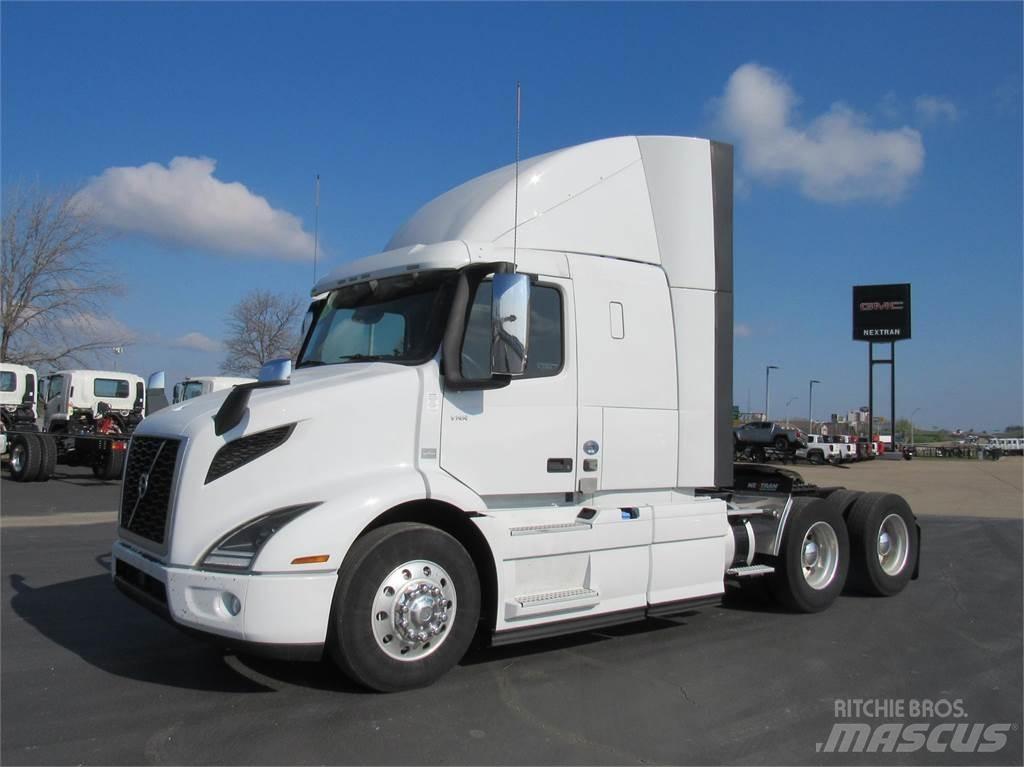 Volvo VNR64T400 Tractores (camiões)
