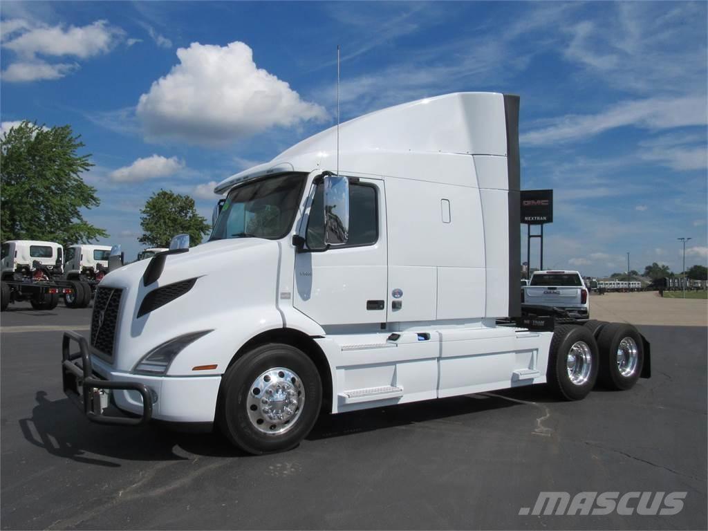 Volvo VNR64T640 Tractores (camiões)