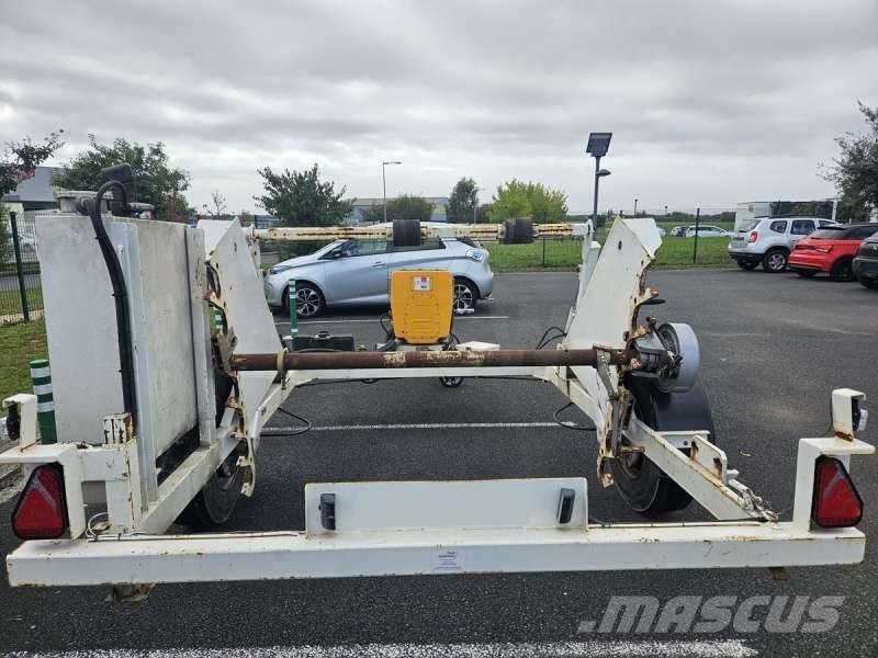 Adoc 3T5 Reboques estrado/caixa aberta