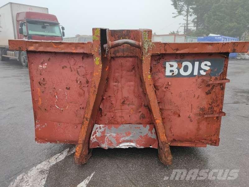  AUTRE 15 M2 Transportes - Outros
