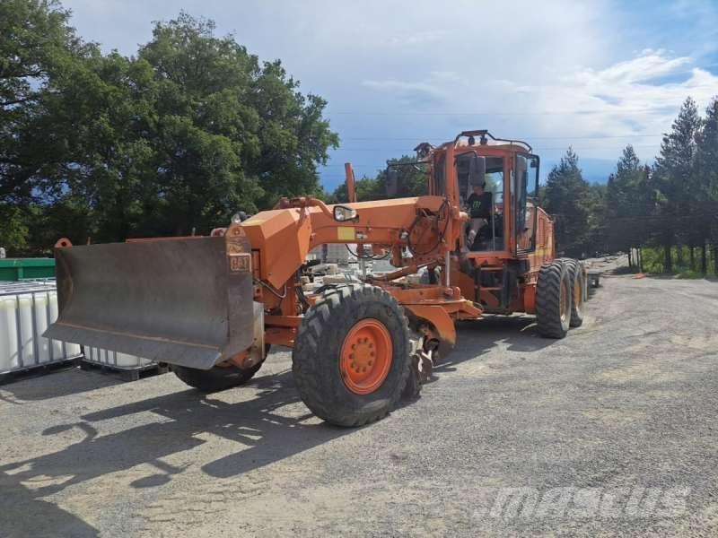 CAT 12M Motoniveladoras