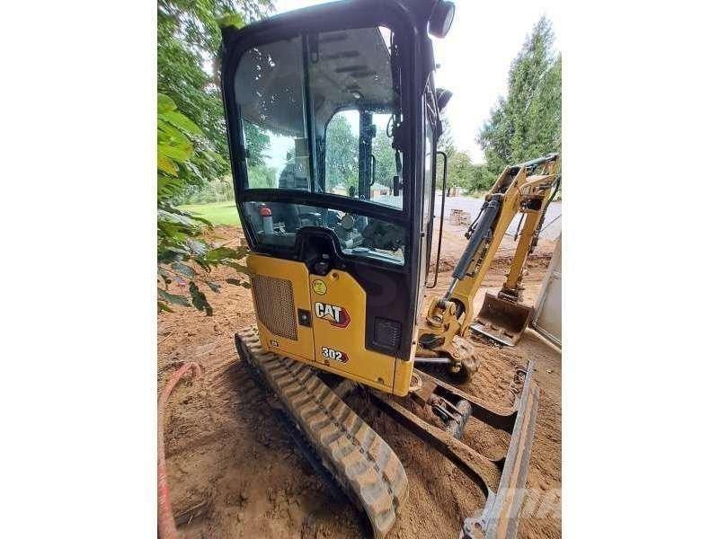 CAT 302 Mini Escavadoras <7t