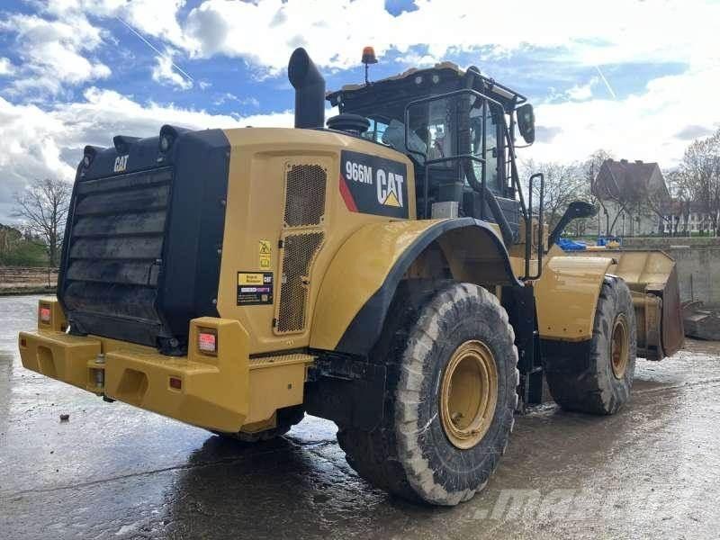 CAT 966M Pás carregadoras de rodas