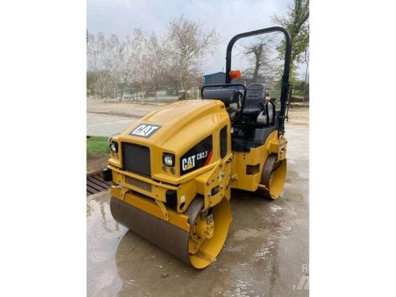 CAT CB2.7 Compactadores para terra