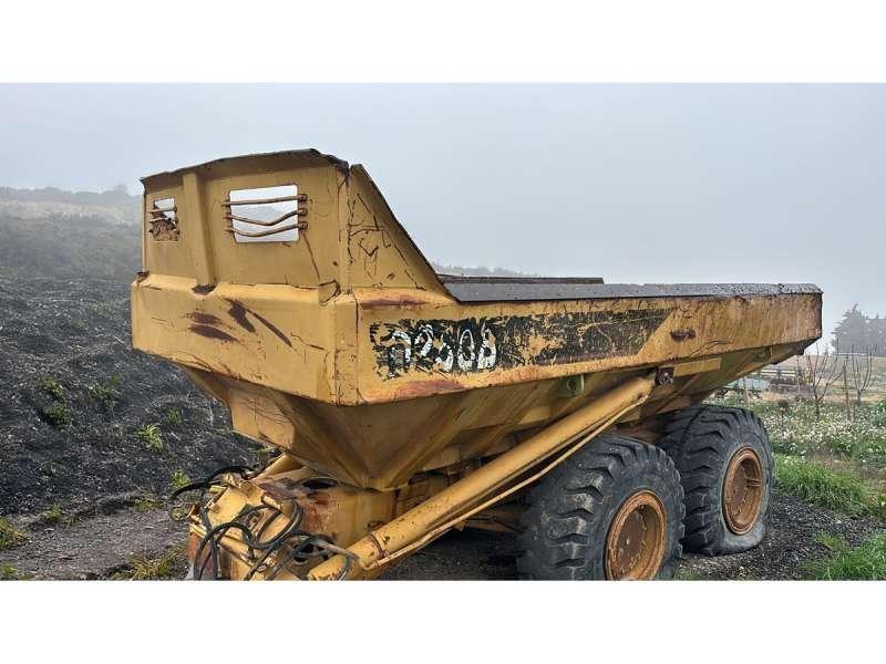 CAT D250B Reboques basculantes