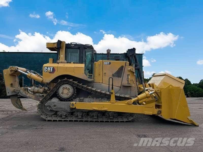 CAT D8T Dozers - Tratores rastos