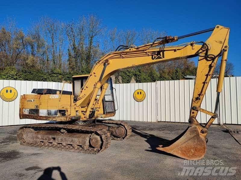 CAT E120B Escavadoras de rastos