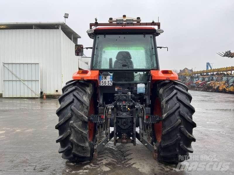 Kubota M108S Tratores Agrícolas usados