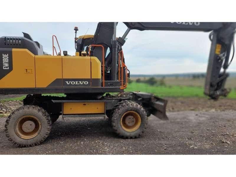 Volvo EW180E Escavadoras de rodas