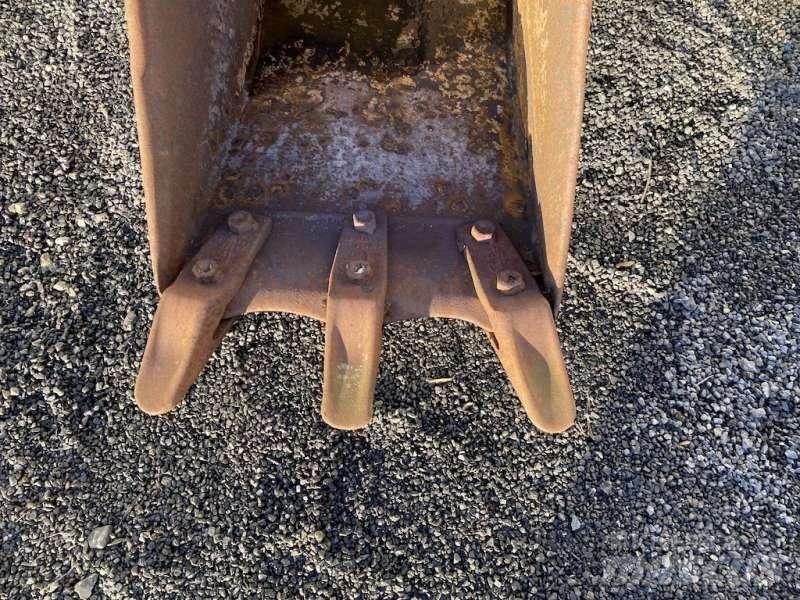 CAT 420mm Baldes
