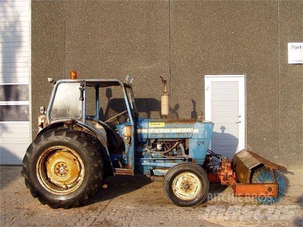 Ford 2000 Tratores Agrícolas usados