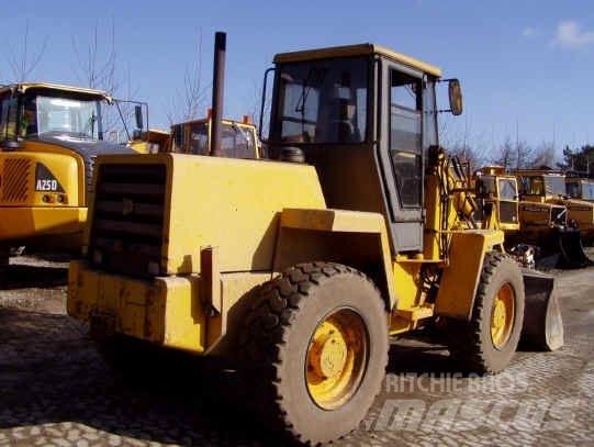 JCB 410 Pás carregadoras de rodas
