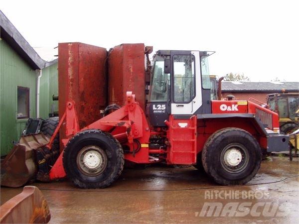 O&K L25C Pás carregadoras de rodas