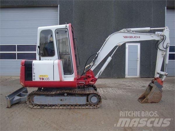 Takeuchi TB035 Mini Escavadoras <7t