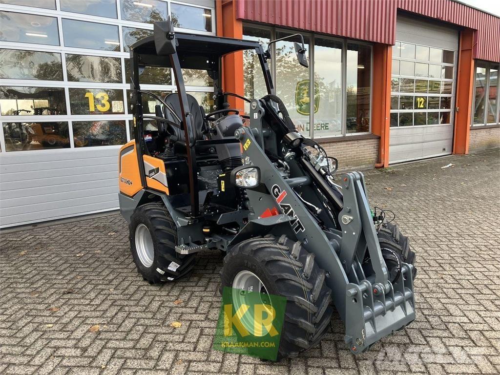 GiANT G2700 HD+ Carregadoras frontais e escavadoras