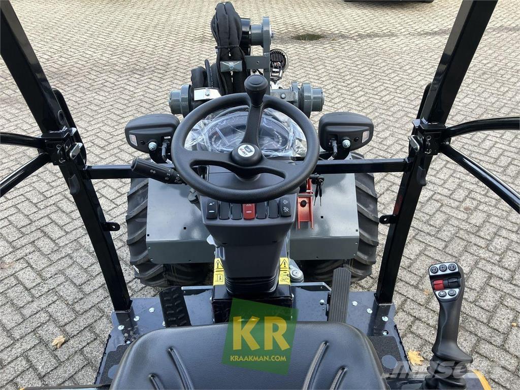 GiANT G2700 HD+ Carregadoras frontais e escavadoras