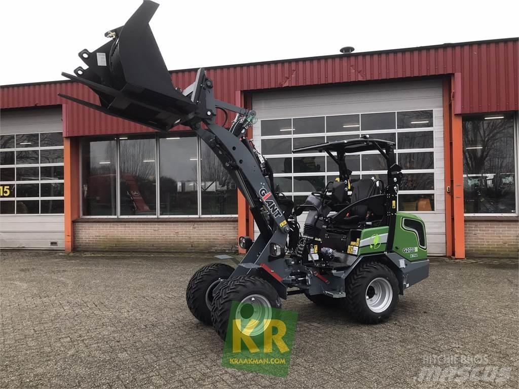 GiANT G2700E Carregadoras frontais e escavadoras