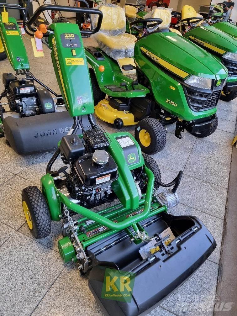 John Deere 220 Ceifeiras debulhadoras compactas