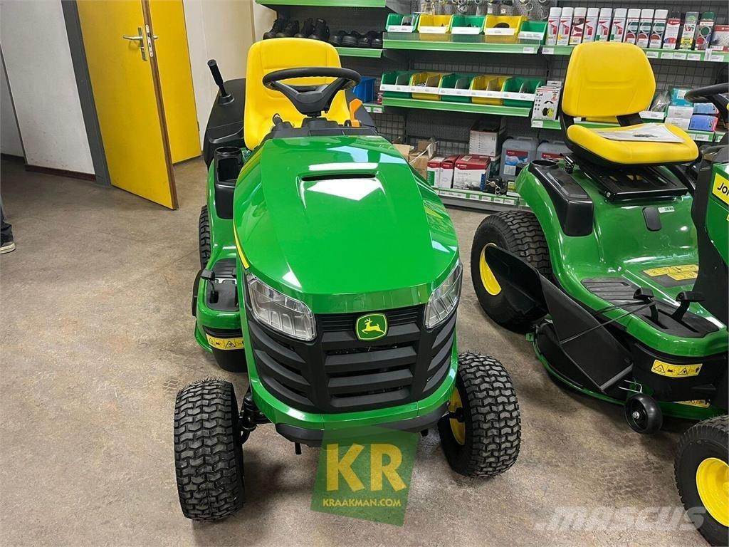 John Deere X147R Corta-Relvas Riders