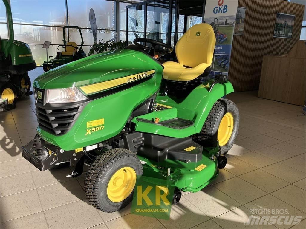 John Deere X590 Corta-Relvas Riders