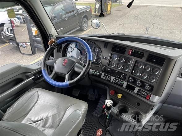 Kenworth T680 Tractores (camiões)