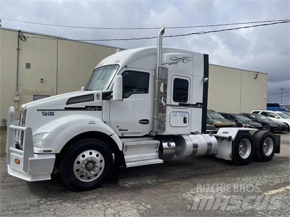 Kenworth T880 Tractores (camiões)