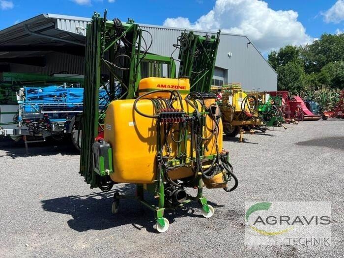 Amazone UF 1200 Pulverizadores rebocados