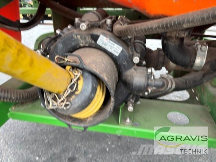 Amazone UF 1801 Pulverizadores rebocados