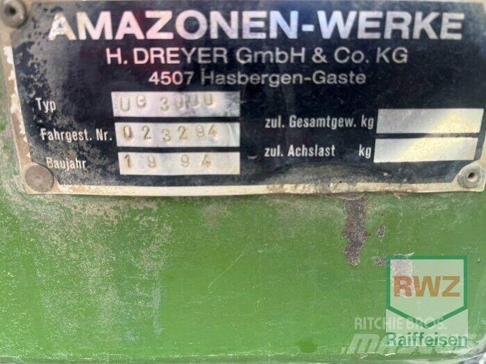 Amazone UG 3000 Pulverizadores rebocados