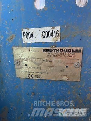 Berthoud MACK 12 Pulverizadores rebocados