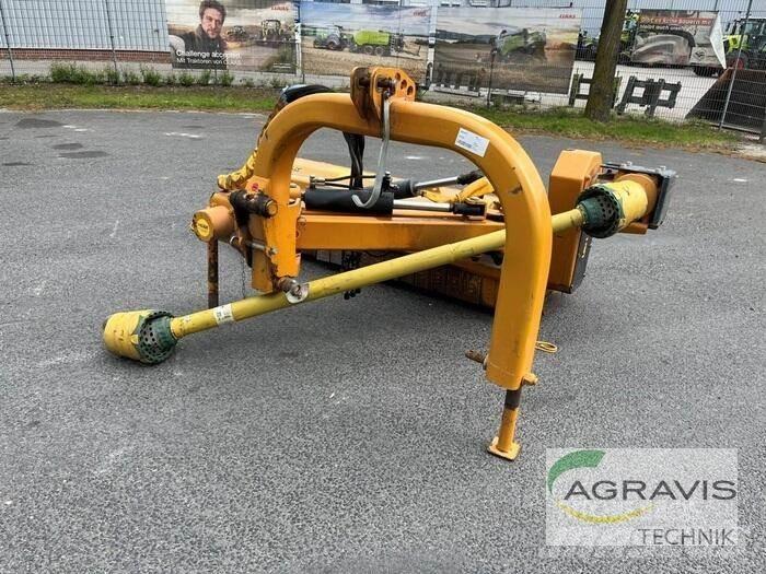 Berti TA/PS 200 Gadanheiras e cortadores de folhas para pastos