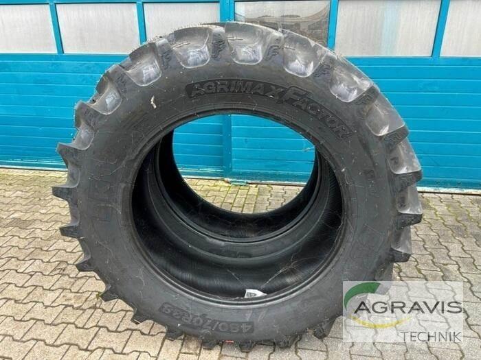 BKT 480/70-R38 Pneus Agrícolas