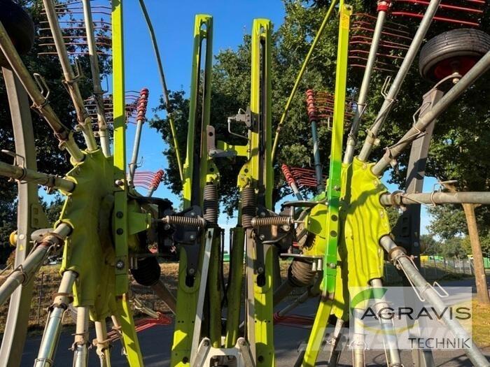 CLAAS LINER 2900 Ancinho virador