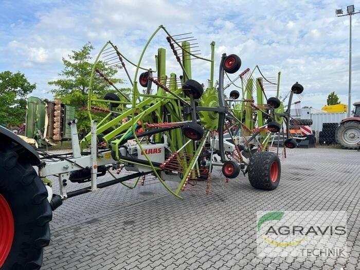 CLAAS LINER 4000 Ancinho virador