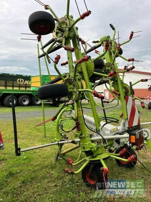 CLAAS VOLTO 900 Ancinho virador
