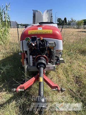  DIA POLY 7V 1000 Pulverizadores rebocados