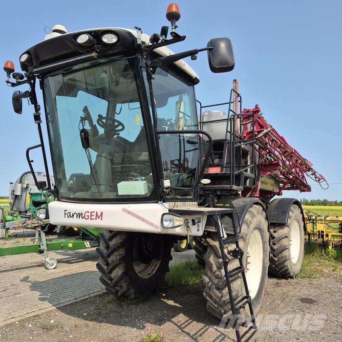 FarmGEM Sapphire III Pulverizadores rebocados