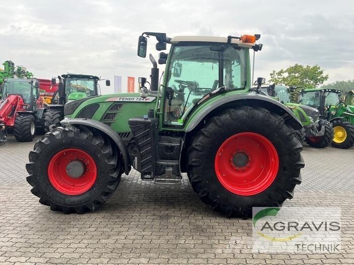 Fendt 724 VARIO SCR Tratores Agrícolas usados