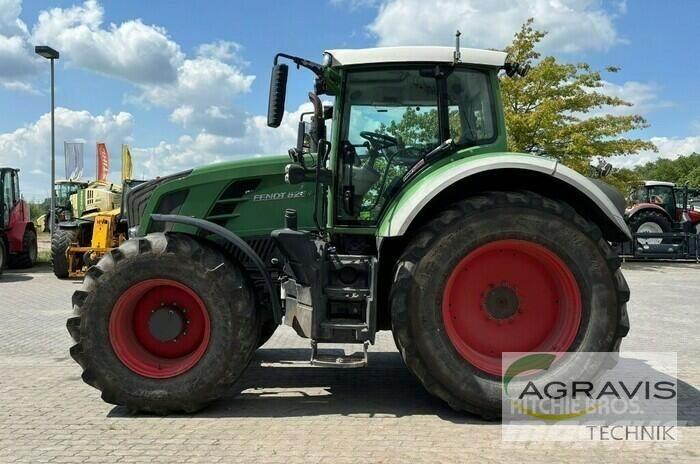Fendt 826 VARIO SCR Tratores Agrícolas usados