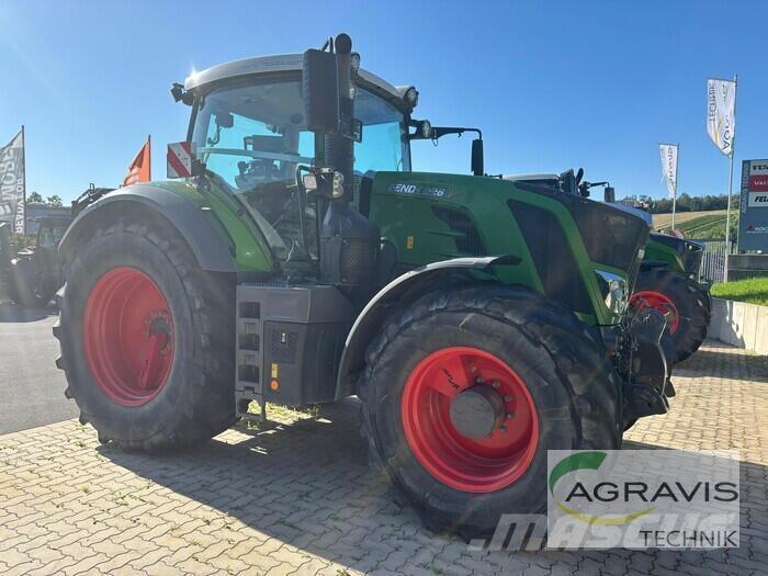 Fendt 828 VARIO S4 Tratores Agrícolas usados