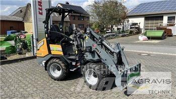 GiANT G2200E Pás carregadoras de rodas