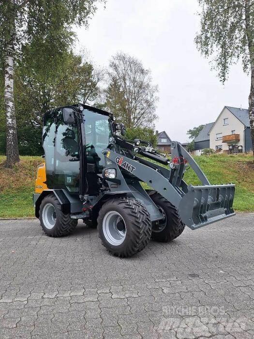 GiANT G2300 HD Pás carregadoras de rodas