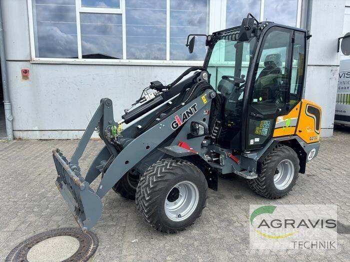 GiANT G2700 E Pás carregadoras de rodas