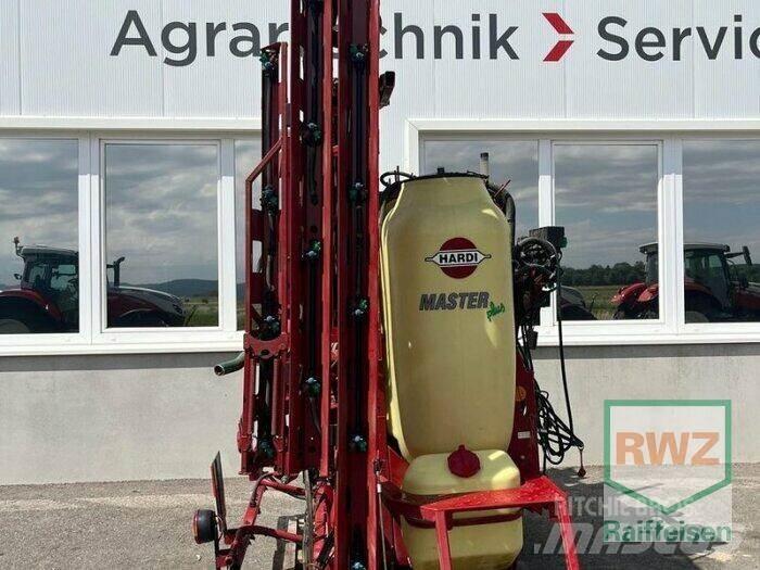 Hardi Master Plus Pulverizadores rebocados