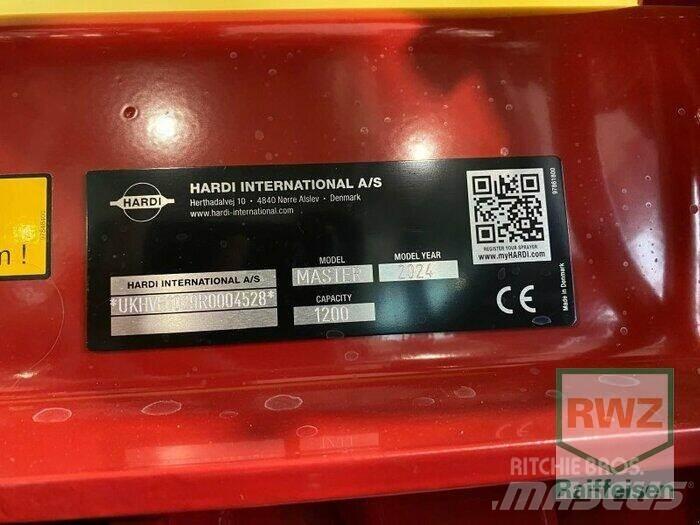 Hardi MASTER PRO 1200 Pulverizadores rebocados