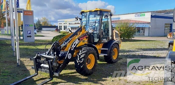 JCB 409 AGRI STUFE V Pás carregadoras de rodas