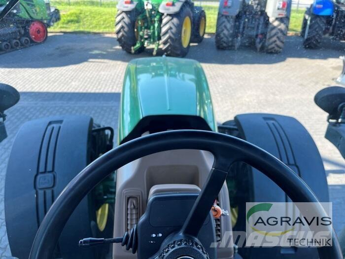 John Deere 8320 Tratores Agrícolas usados