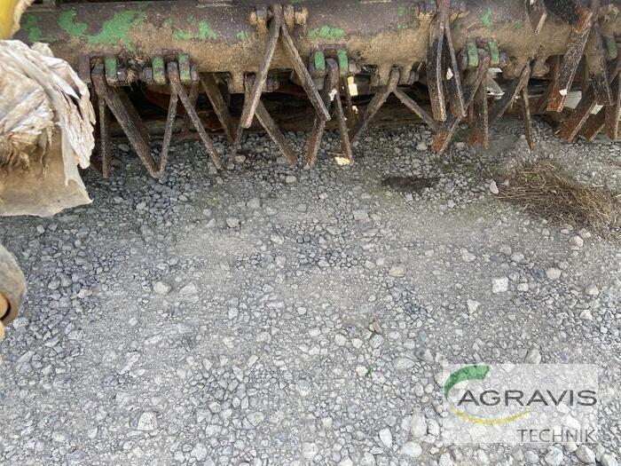 John Deere CC228A Gadanheiras